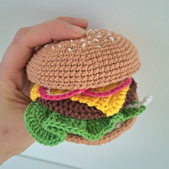 

Hamburgare och pommes frites
3