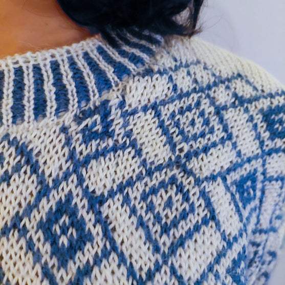 

Azulejo - Sweater
4