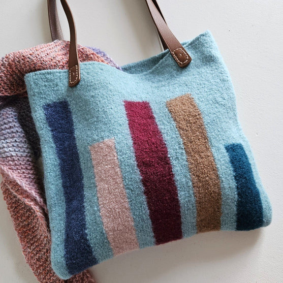 

Bring-Me-Along - Bag
1