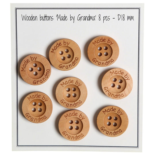 Träknappar - Made by Grandma  - 18 mm - Go Handmade