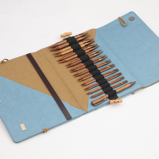 

Ginger Regal – Set med Utbytbara Ändstickor - Birk - KnitPro
2