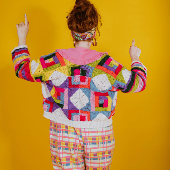 

No Shades of Grey - Cardigan - Virkning
8