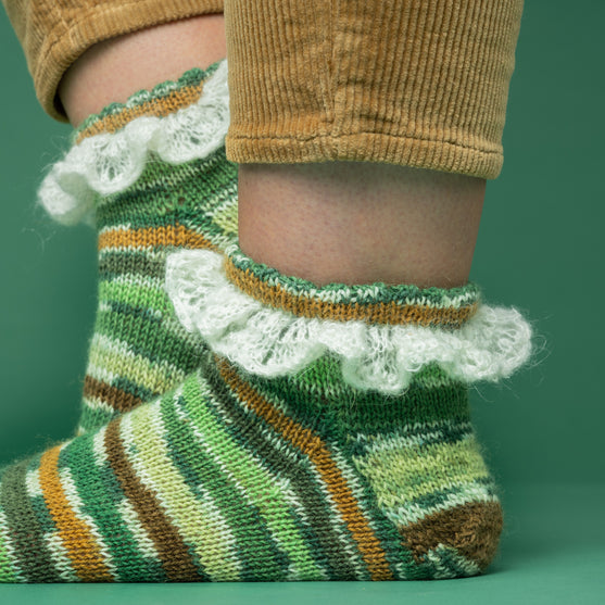 

Frigg - Ankelstrumpor med volang
2