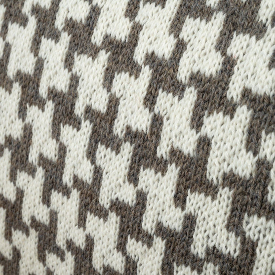 

Letland - Kuddfodral med korsmönster
5