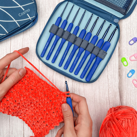 

Cosmo Crochet Hook Set - 9 Sizes - Indigo - Hobbii
9