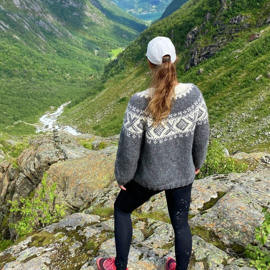 111-14 Chunky Cortina sweater