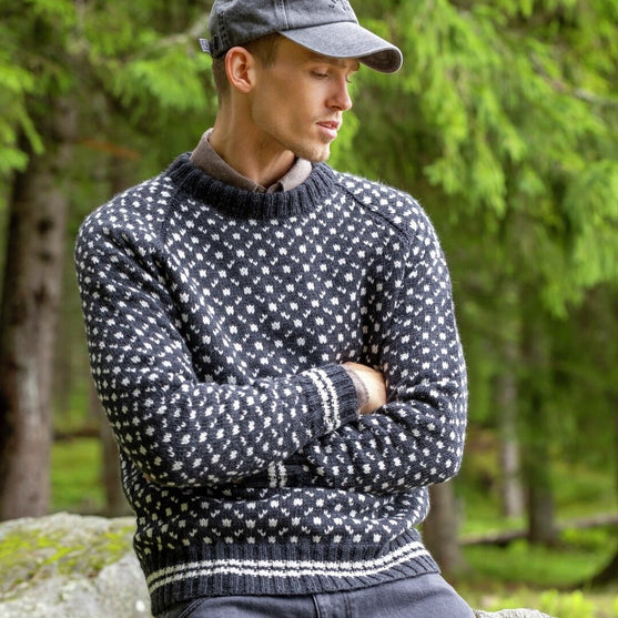 

435-15 Classic Icelander - Sweater
2