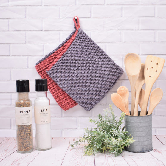 

Grytlappar med kant
3