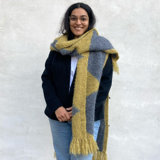 

Fringy - Lång sjal
2