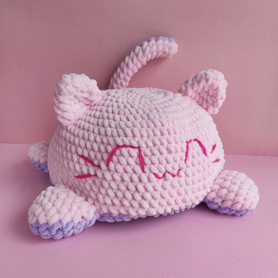 

Moody -  Reversible Cat
2