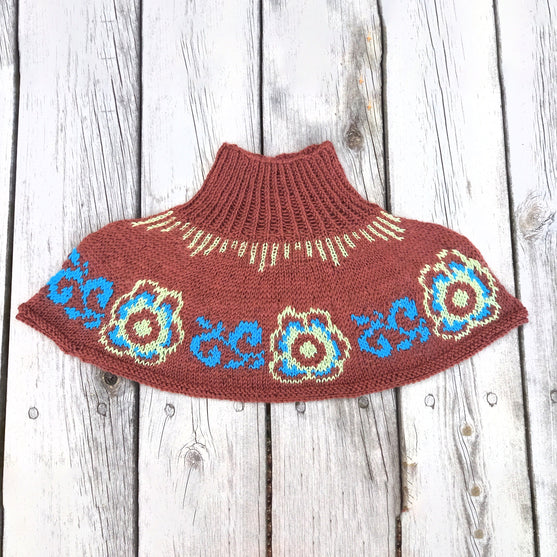 

Spring Flora - Neck Warmer
8