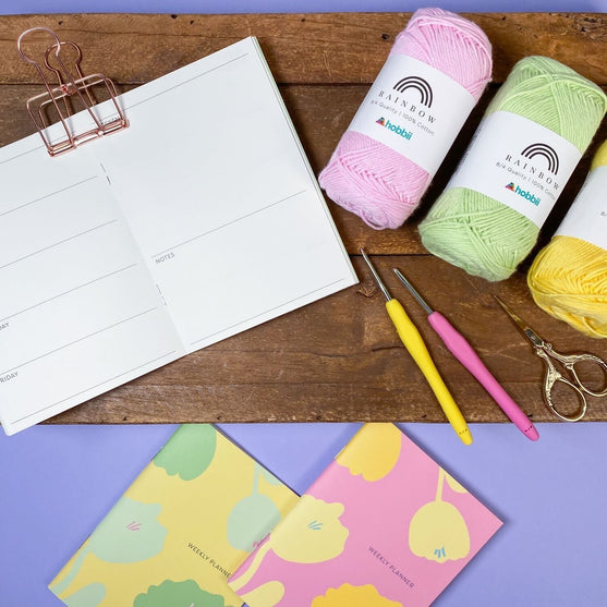 

Weekly Planner Book - Blomma - Hobbii
4