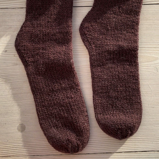 

Ultra Easy Ruffle Socks
4