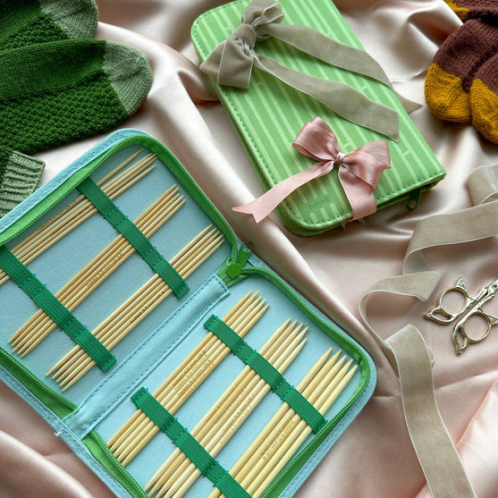 

Bamboo Set med strumpstickor - 15 cm - Hobbii
8