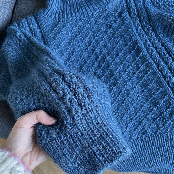 

Diamond Structure Sweater - Tröja
4