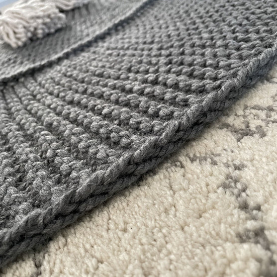 

Festive Tassels - Julgransmatta
2