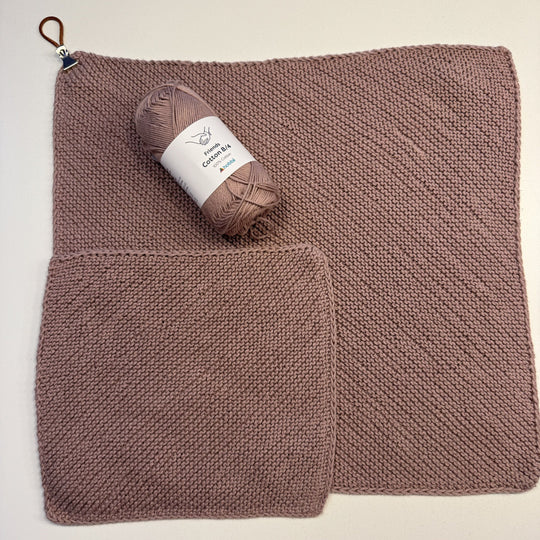 Universal – Trasa och handduk