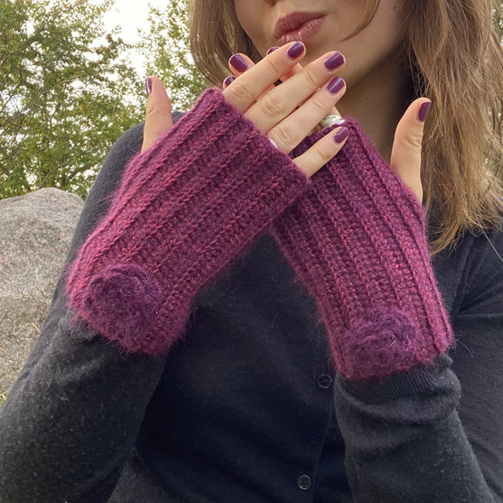 

Frozen Rose - Vantar
1