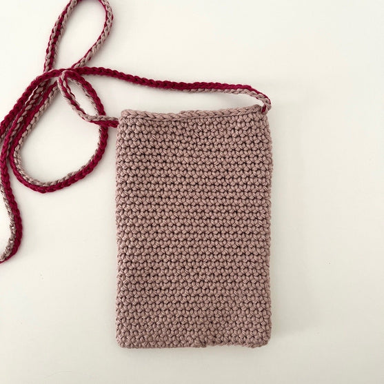 

Amore - Mobilväska
3