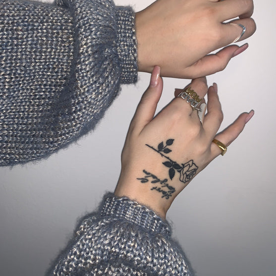 

Call Me Back - Tröja
3