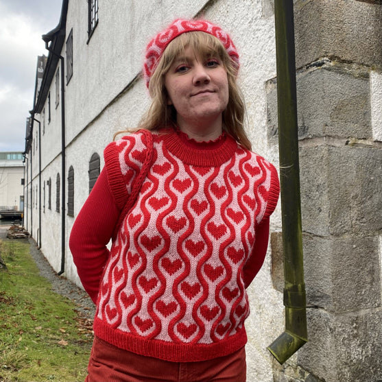 

Twisted Love - Vest
1