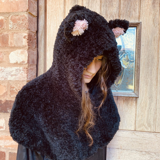 

Hooded Cat - Kappa
1