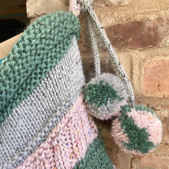 

Jumbo Tweed - Strumpa
3