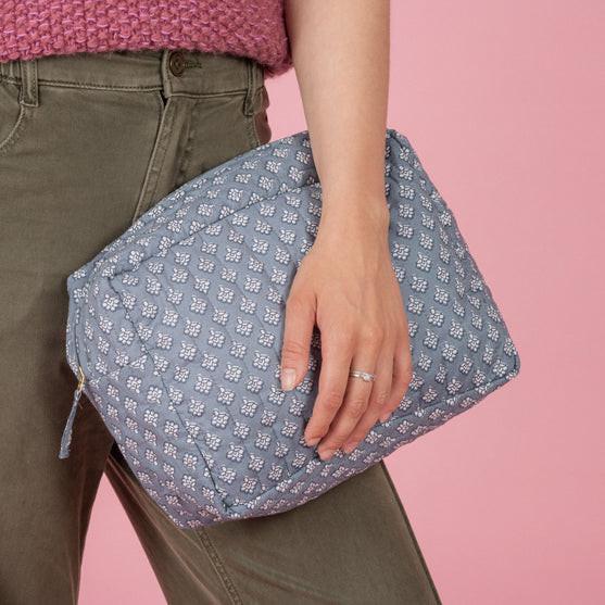 

Quiltad Projektväska - Avlång - Large - Hobbii
4