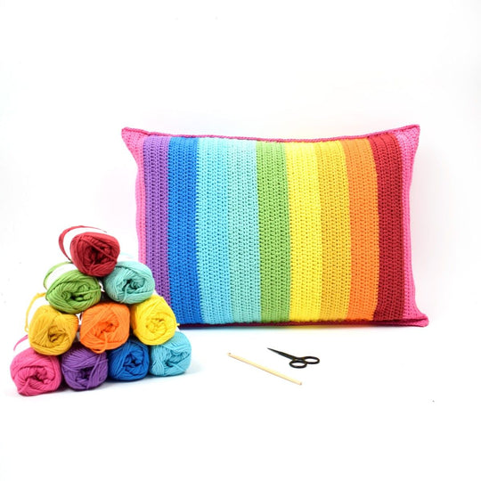 Rainbow Stripes Kudde