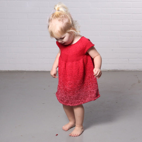 

Nina Barnklänning
3