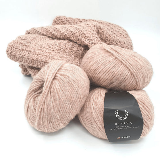 

Rosebuds All Over - Tröja
4