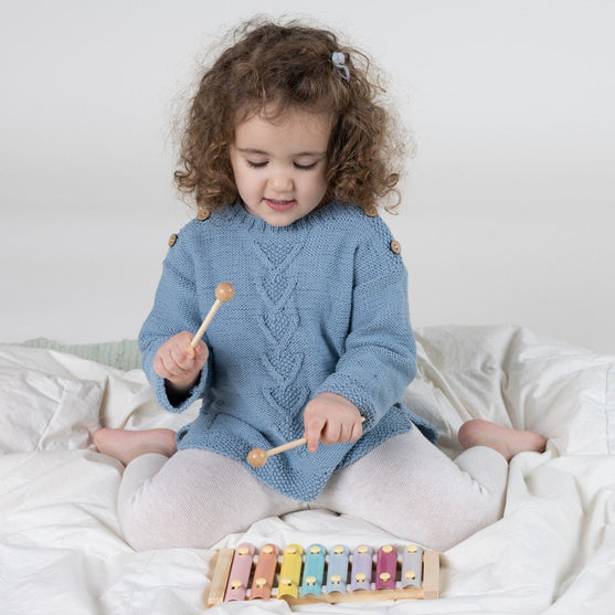 

Sam & Suss - Children’s sweater
3