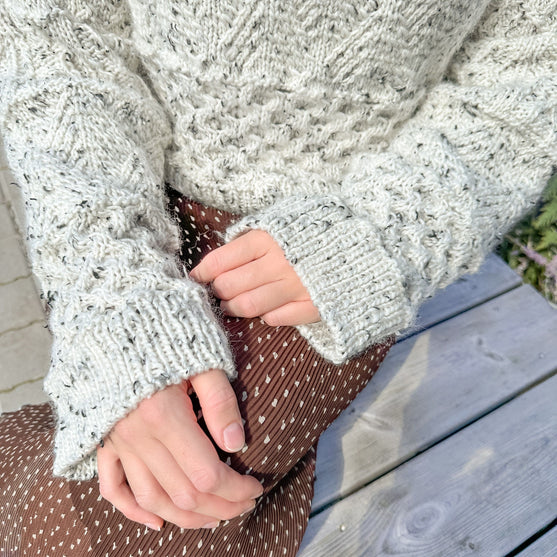 

Slate - Sweater
4
