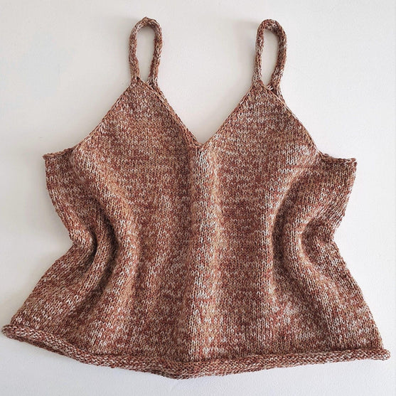 

Summer Top - Topp med smala axelband
1