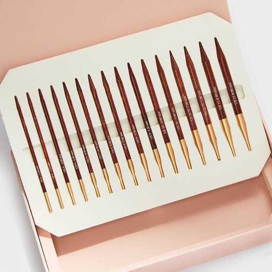 

Symfonie Rose - set med Utbytbara Ändstickor - KnitPro
2