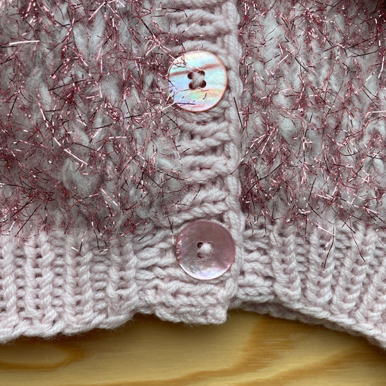 

Miss S - Barncardigan
3