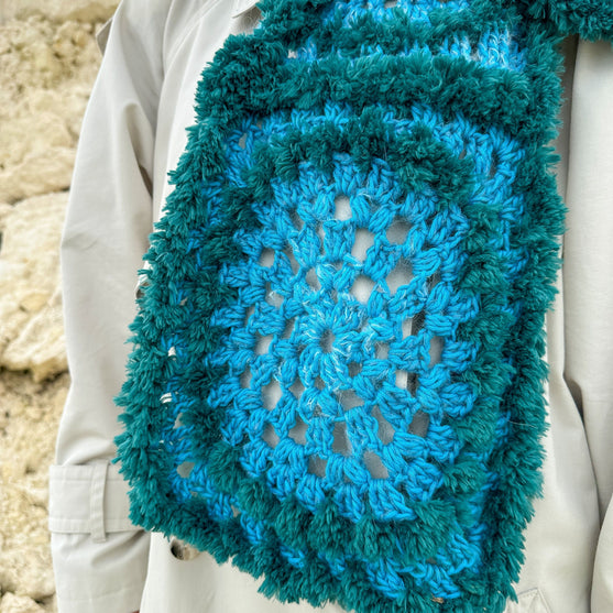 

Teddy's Hug - Scarf
4