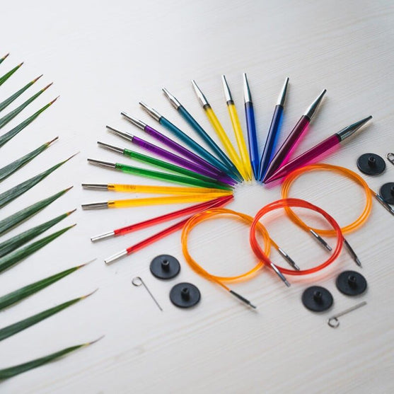 

Trendz Interchangeable Circular Needles Set - Deluxe - KnitPro
10