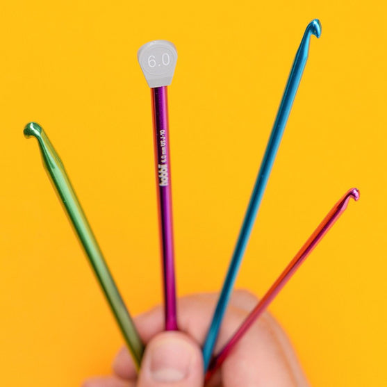 

Alu Tunisian Crochet Hook - 27 cm (10.6 in) - Hobbii
3