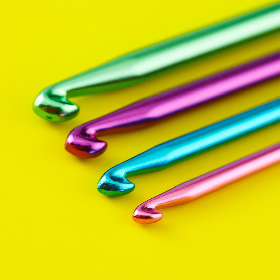 

Alu Double Ended Tunisian Crochet Hook Set - 14 cm - Hobbii
6