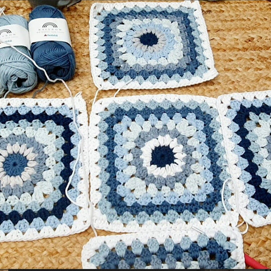 

Granny Cube - Väska
2