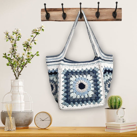 

Granny Cube - Väska
1