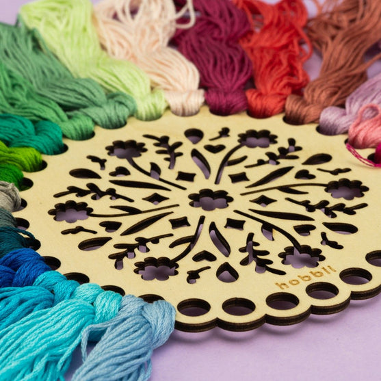 

Trådhållare för broderitråd - Hobbii
5