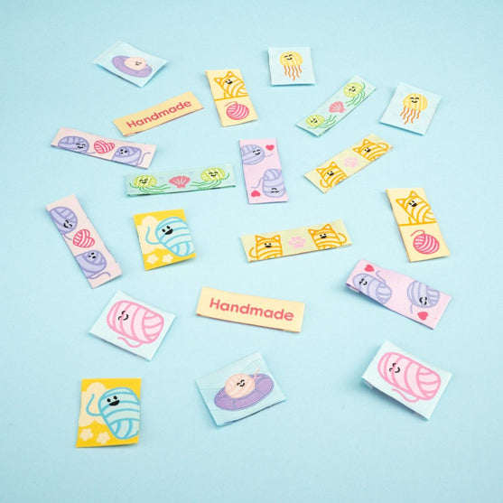 

Woven Labels - Yarniis - Hobbii
3