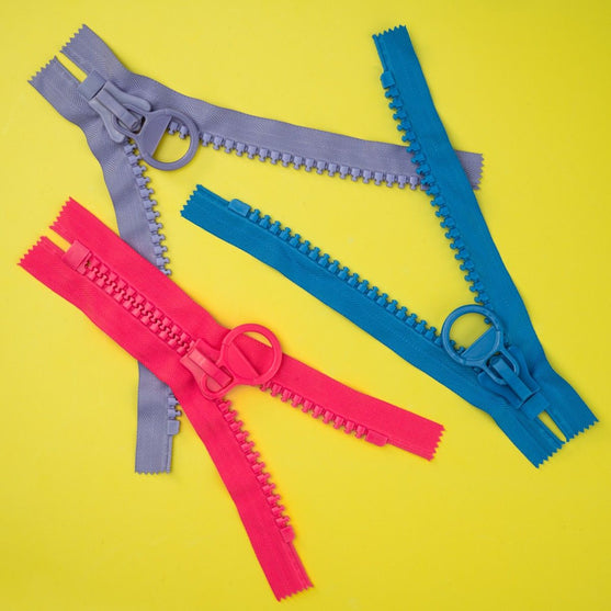 

Giga blixtlås - Hobbii
4